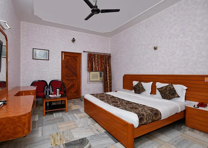 Hotel Padmini International- Sigra