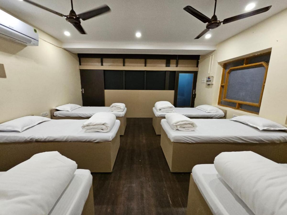 Hotel Hotel Padmini International- Sigra Kakarmatha